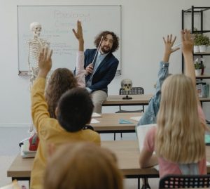 Estimula a tus hijos con la educación extraescolar STEAM